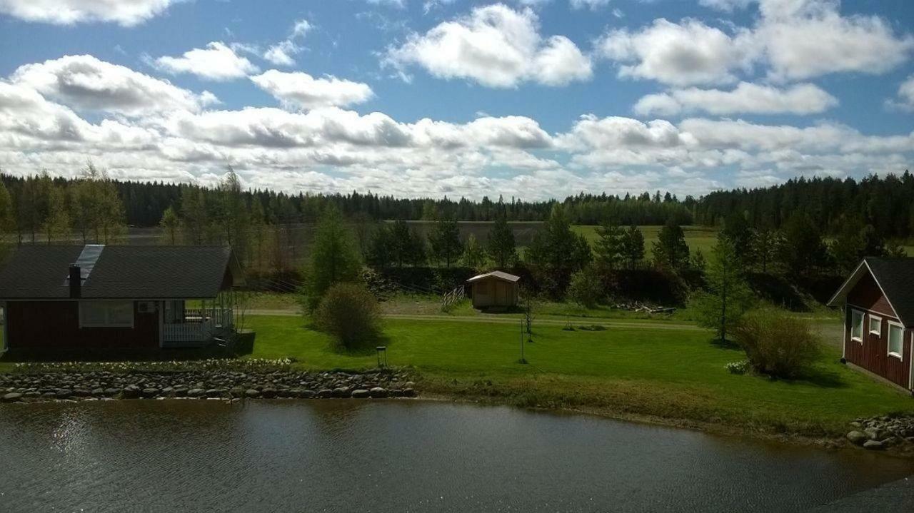 Hannunluhdan Lomamoekit Karijoki Exterior foto
