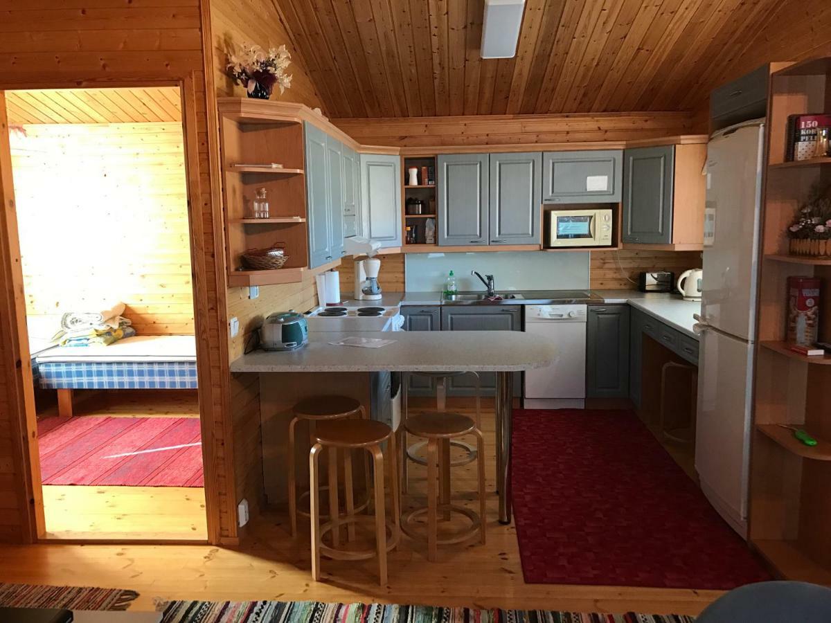 Hannunluhdan Lomamoekit Karijoki Exterior foto